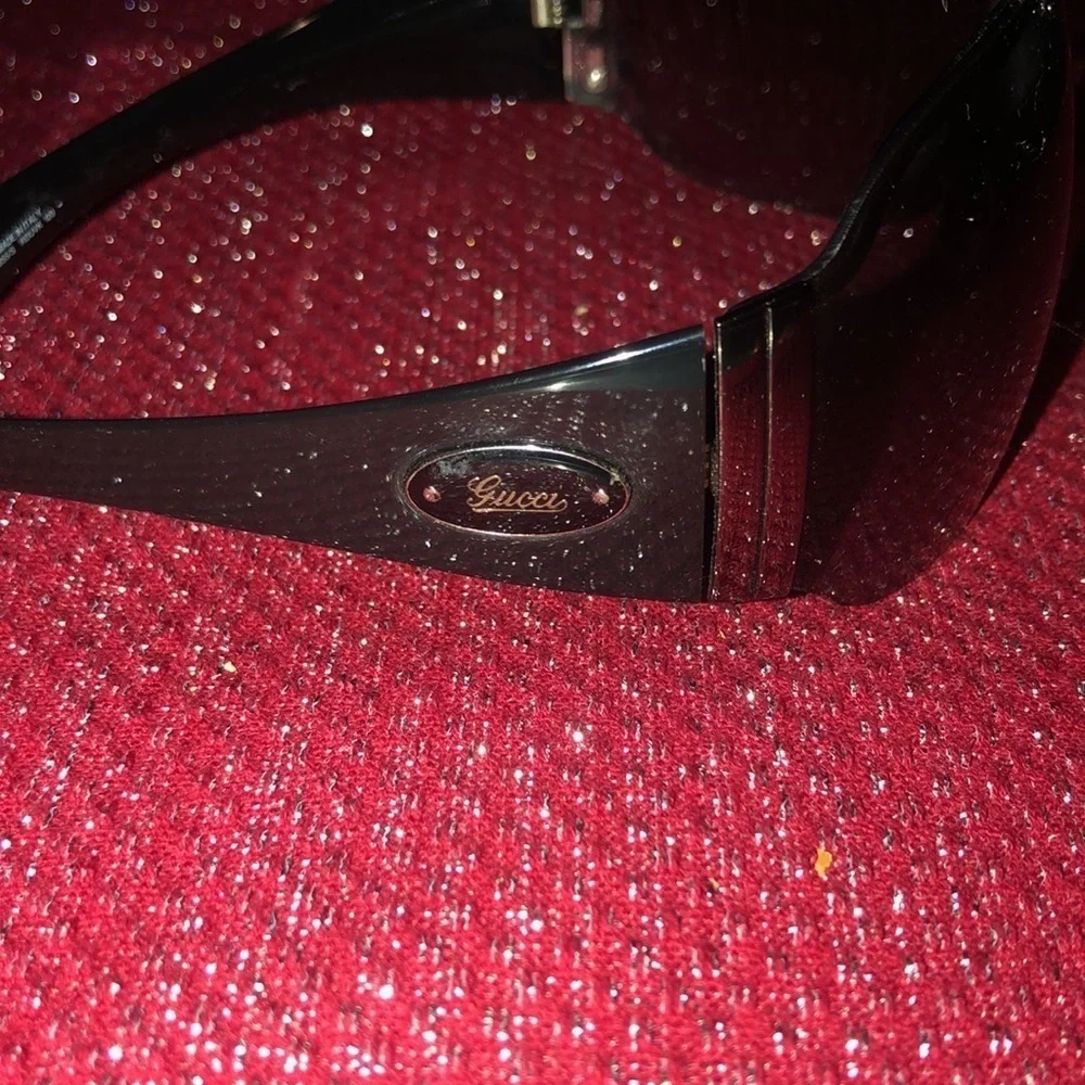 Gucci black Authentic Shield sunglasses black dark  lens  perfect like new